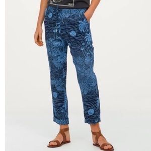 Easy breezy blue linen H&M palm tree print pants